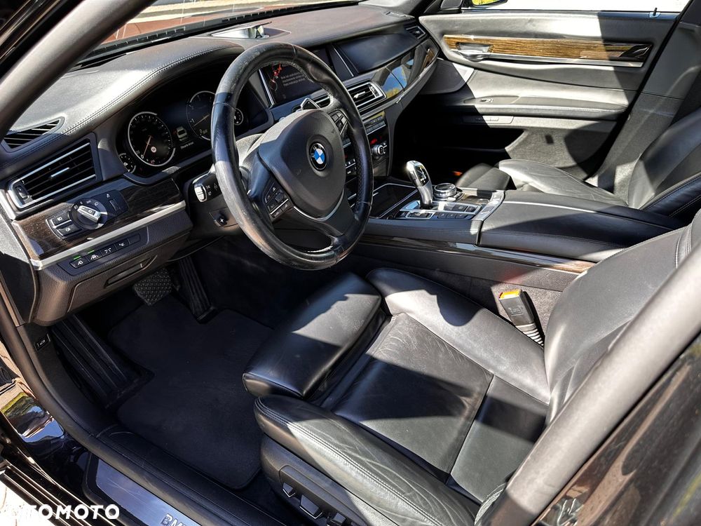 BMW Seria 7 730d xDrive - 12