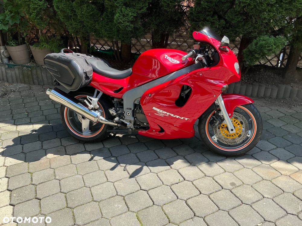 Triumph Sprint - 1