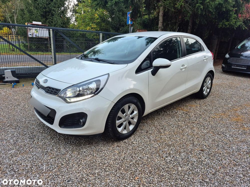 Kia Rio - 2