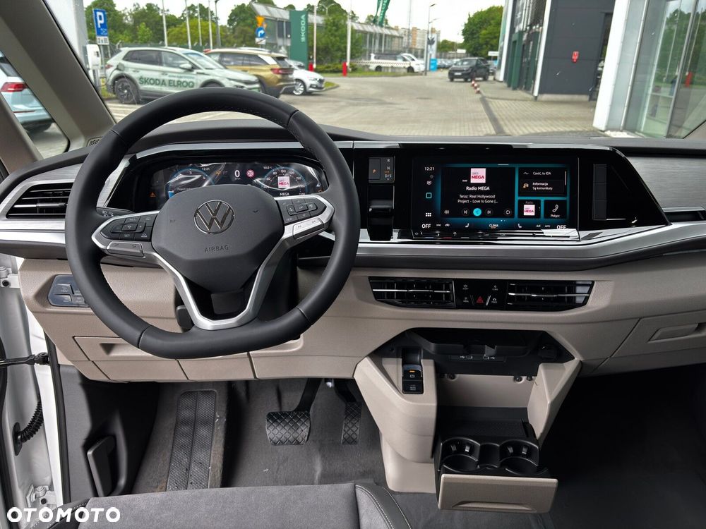 Volkswagen multivan EDITION 2.0 TDI 150 KM 7-DSG 8m L2 - 12