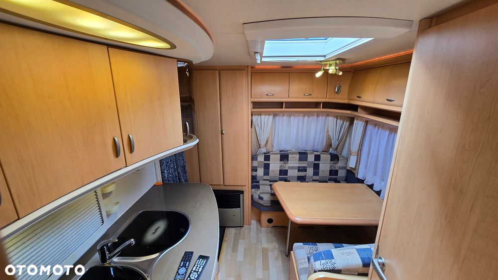 Hobby 440 De  Luxe na B 1200kg Markiza TV Łazienka - 13