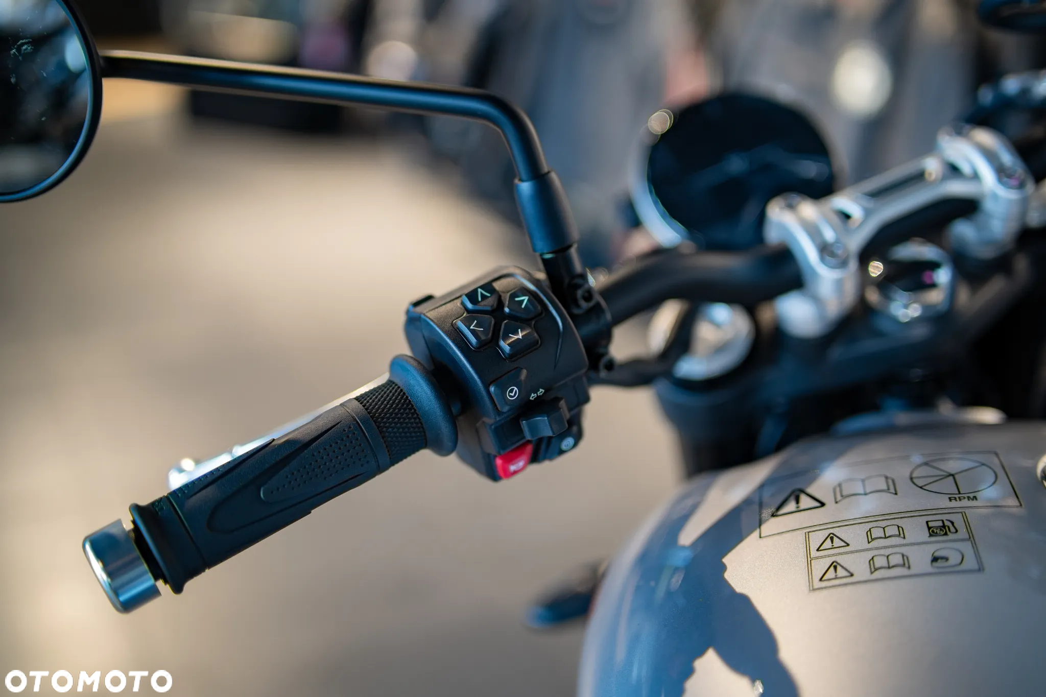 Triumph Speed Twin - 4