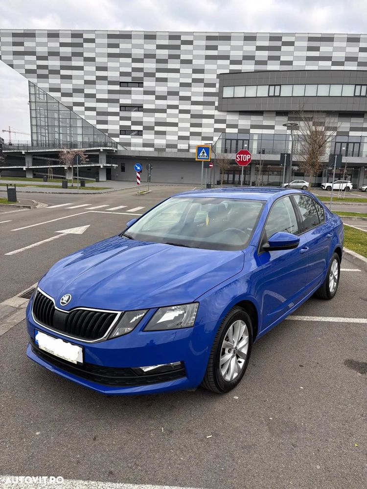 Skoda Octavia - 2