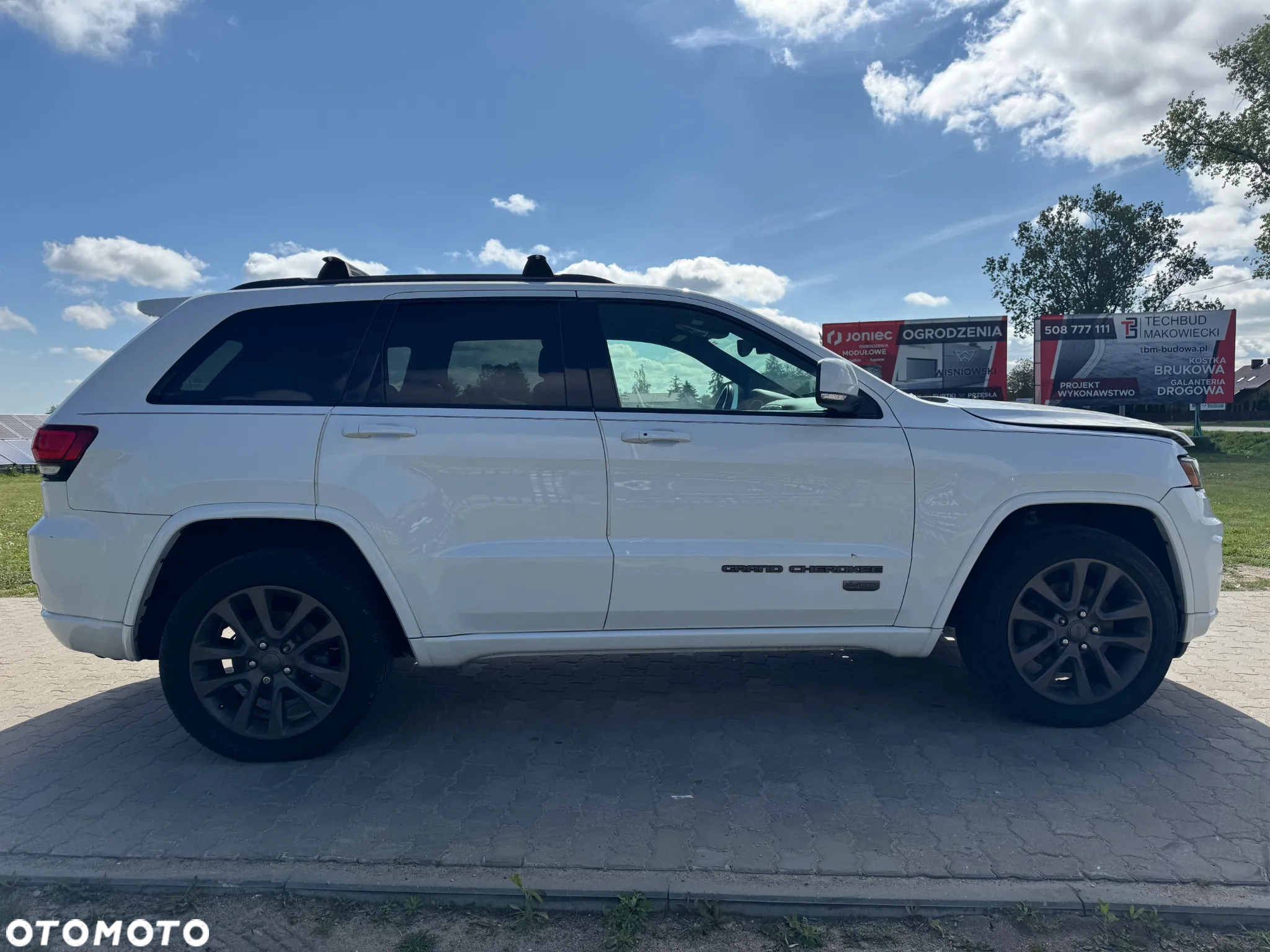 Jeep Grand Cherokee 5.7 V8 HEMI Overland - 8