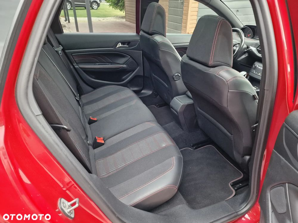 Peugeot 308 BlueHDi FAP 130 Stop & Start GT Pack - 27