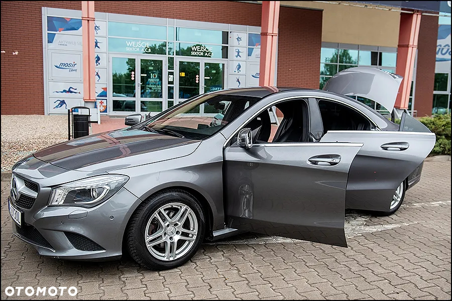 Mercedes-Benz CLA - 12