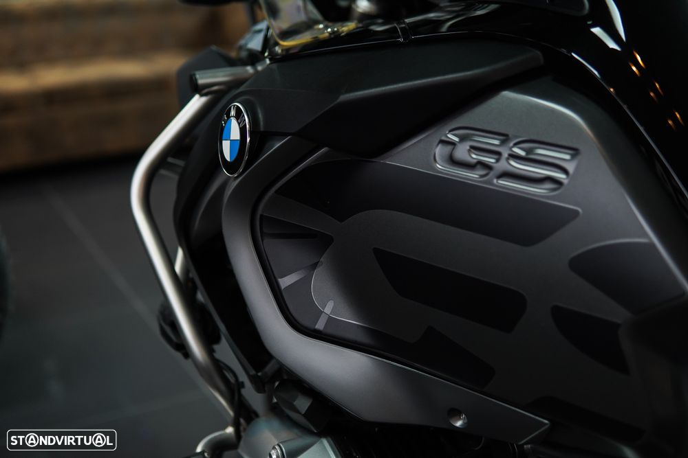 BMW R 1200 GS Adventure TRIPLE BLACK - 18