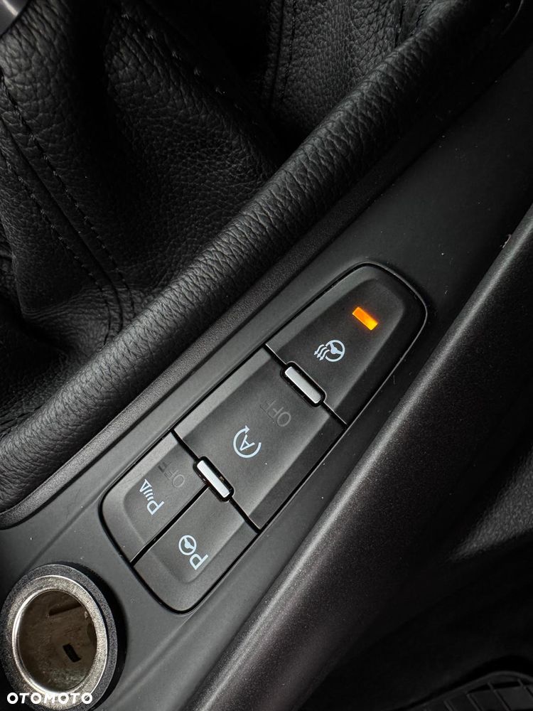 Ford Focus 1.0 EcoBoost Platinium X ASS - 37