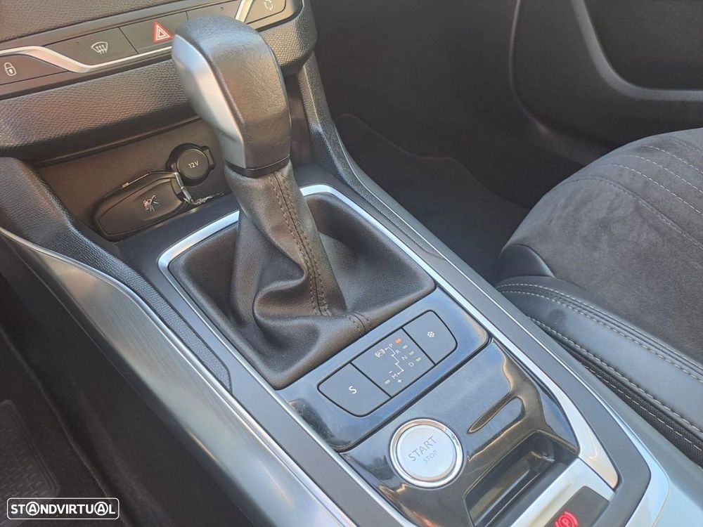 Peugeot 308 SW 1.2 PureTech Allure EAT6 - 15