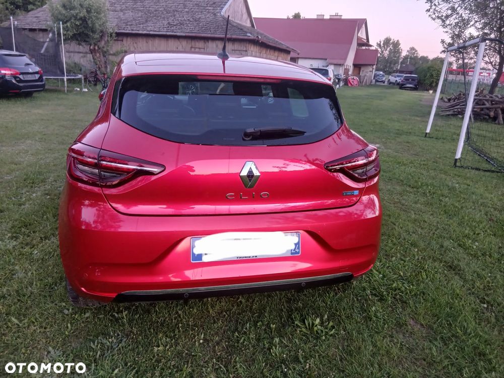 Renault Clio - 8