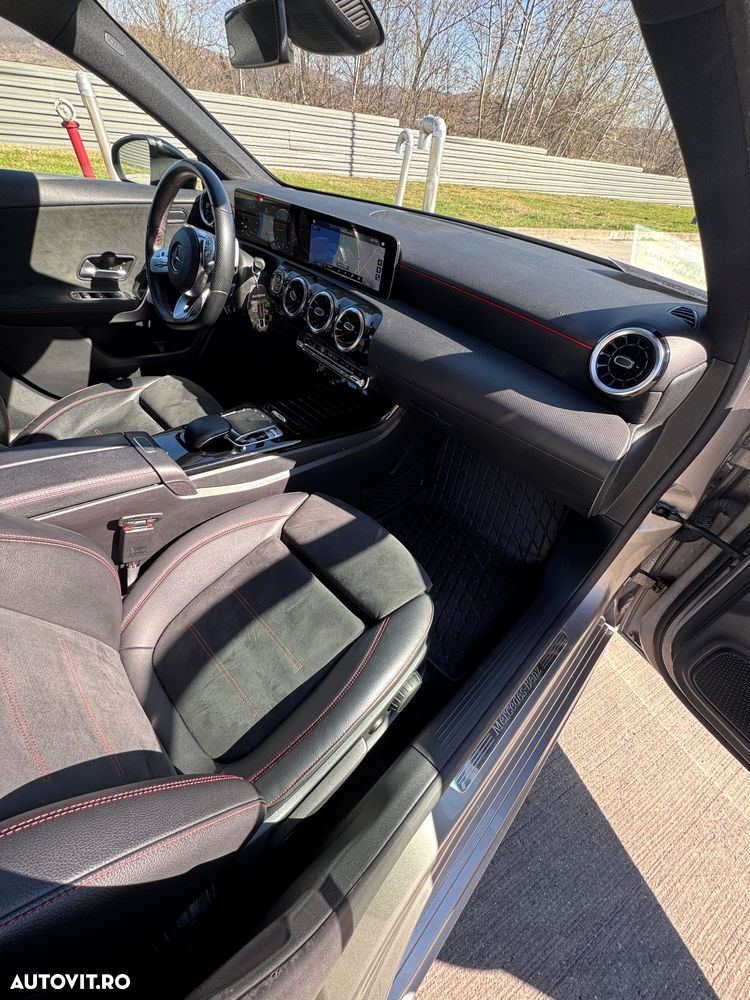 Mercedes-Benz A 180 d 7G-DCT AMG Line - 18