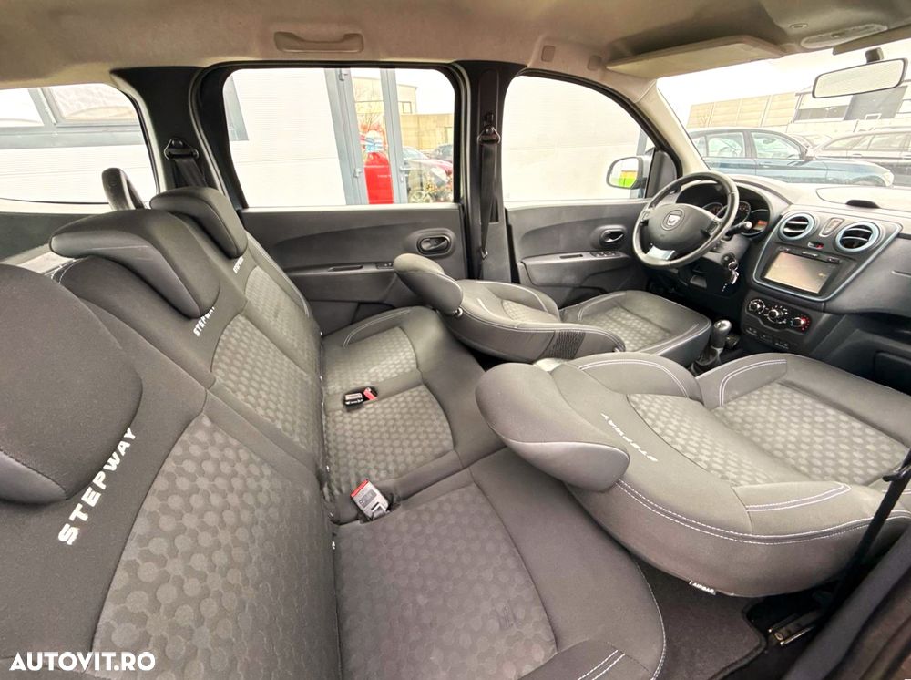 Dacia Lodgy TCe 115 Stepway - 22