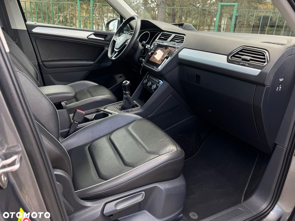 Volkswagen Tiguan 2.0 TDI SCR (BlueMotion Technology) Highline - 28