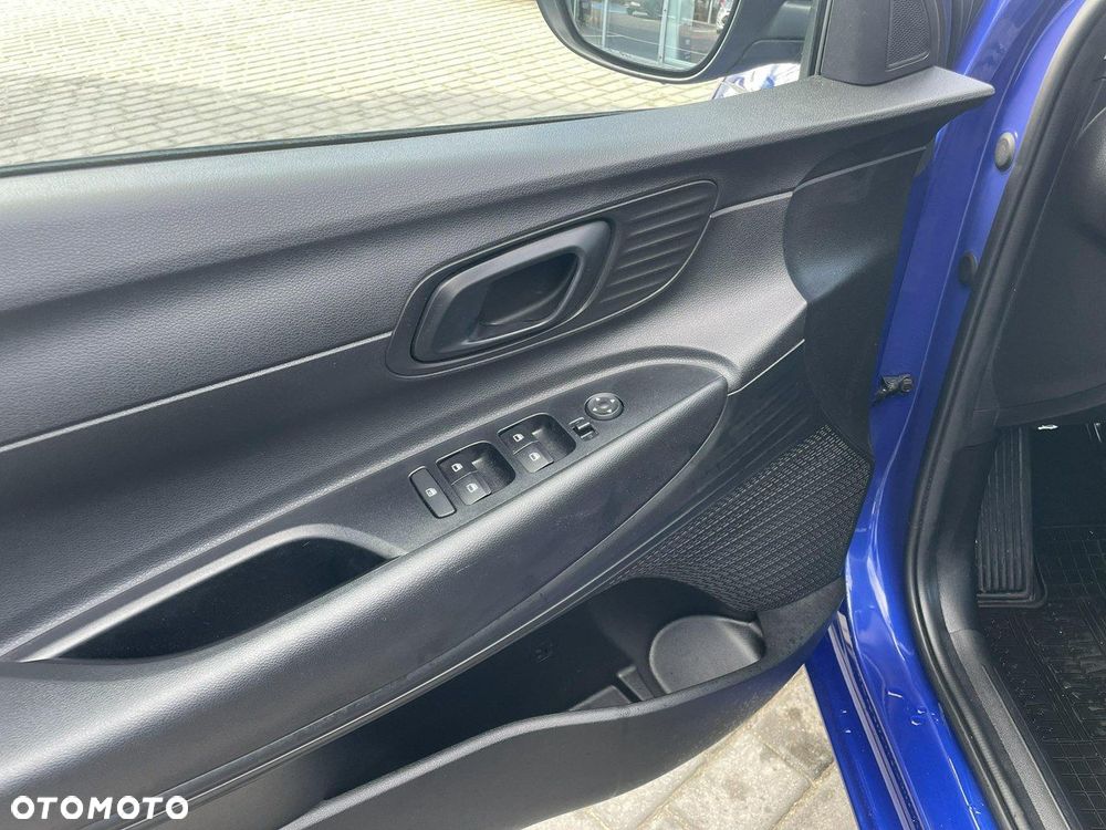Hyundai i20 1.2 Pure - 10