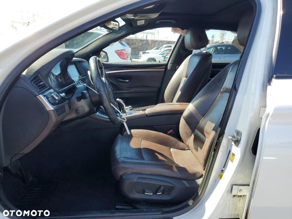 BMW Seria 5 535i - 8