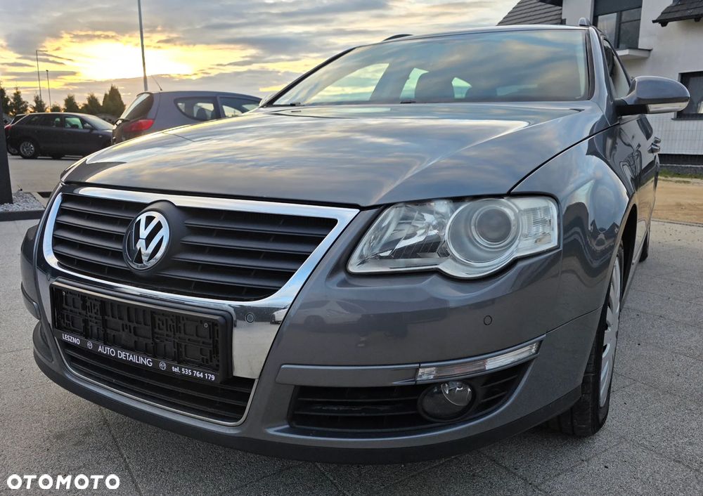 Volkswagen Passat 2.0 TDI DPF BlueMotion Technology Sportline - 2