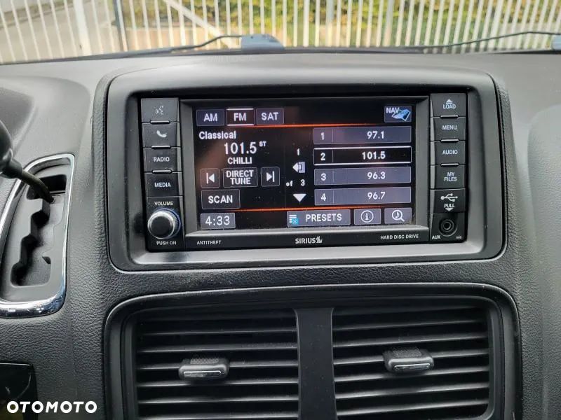 Dodge Grand Caravan 3.6 R/T - 12