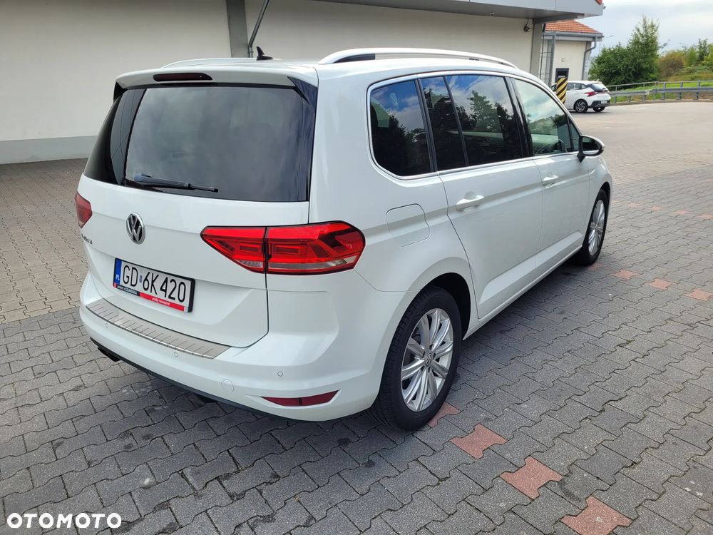 Volkswagen Touran 1.8 TSI BMT Highline DSG - 10