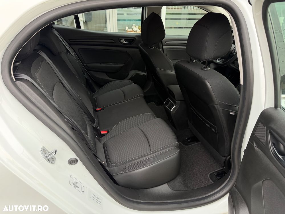 Renault Megane 1.5 dCi Eco2 Authentique - 11