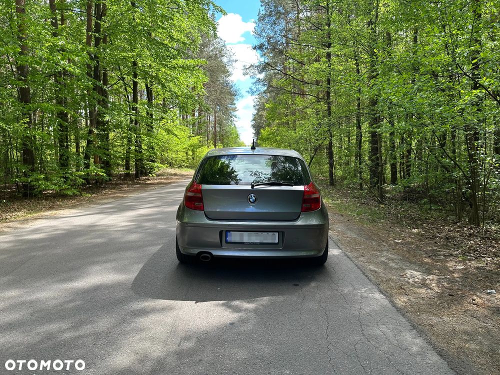 BMW Seria 1 120d DPF - 10