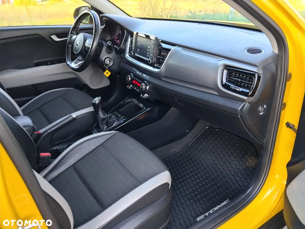 Kia Stonic - 19