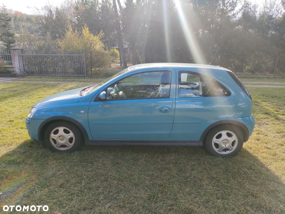 Opel Corsa 1.0 12V Cosmo - 2