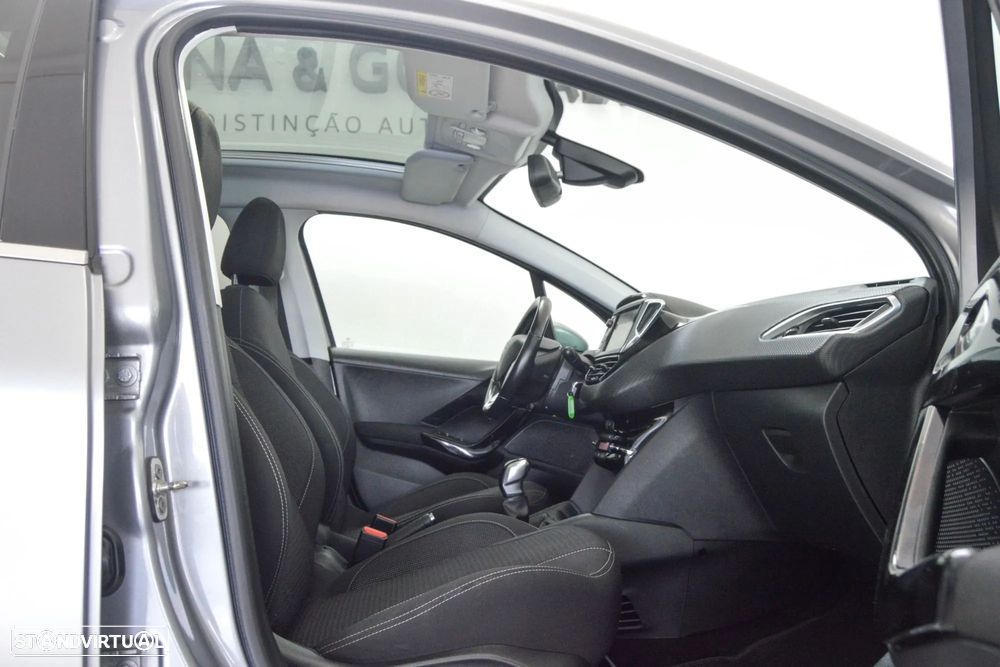 Peugeot 208 1.5 BlueHDi Allure - 25