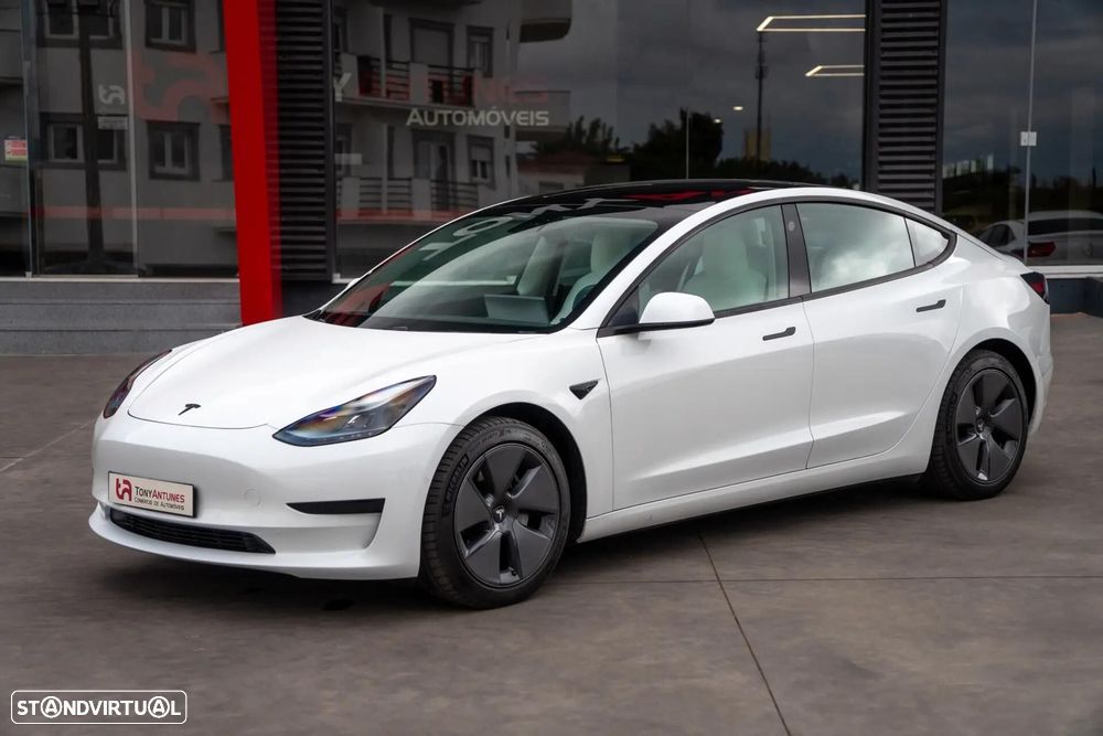 Tesla Model 3 Standard Range Plus RWD - 30