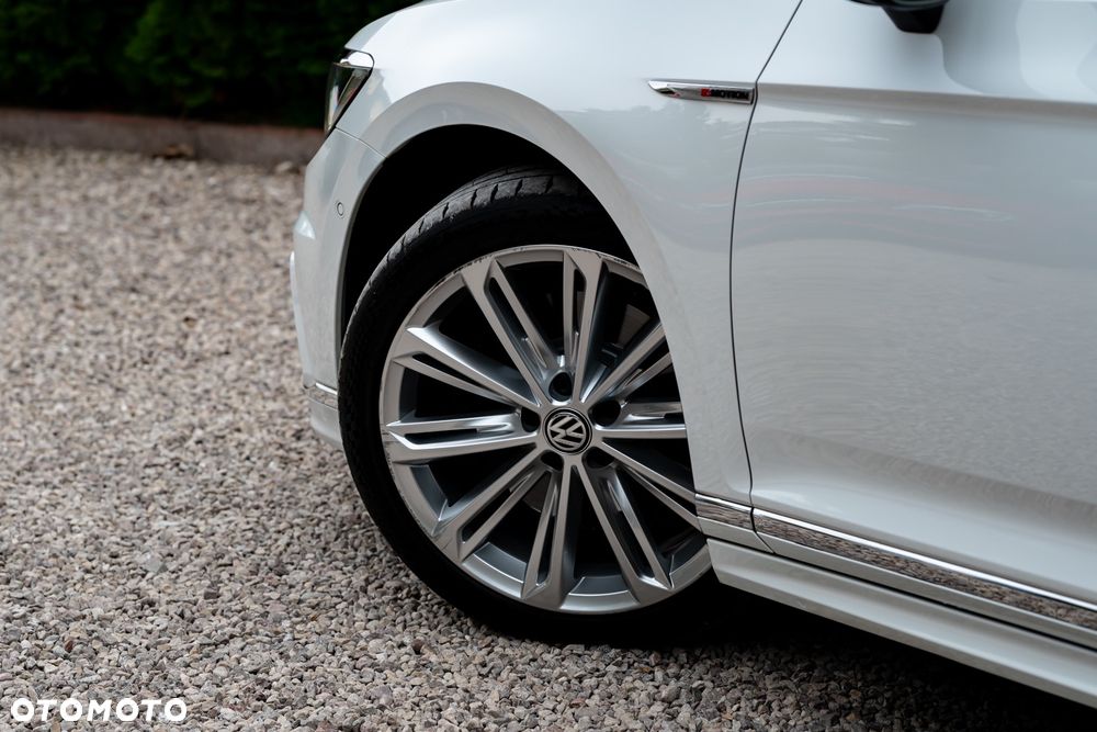 Volkswagen Passat Variant 2.0 TSI (BlueMotion Technology) 4Motion DSG Highline - 17