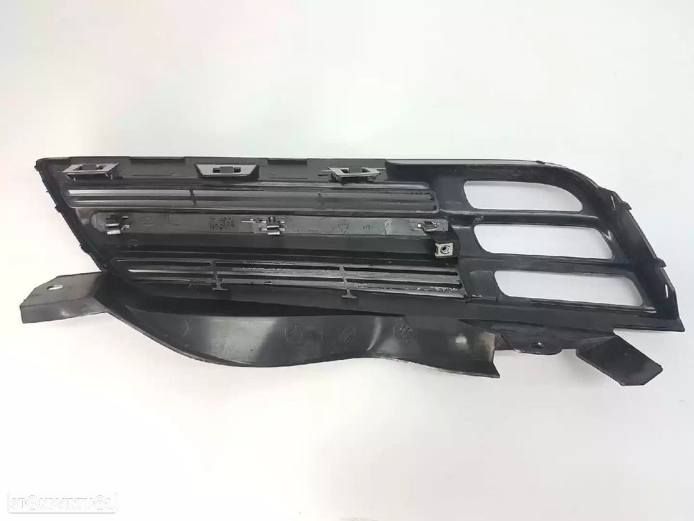 GRELHA PARA-CHOQUES ESQUERDA NISSAN MICRA III 2003 -62330AX600 - 2