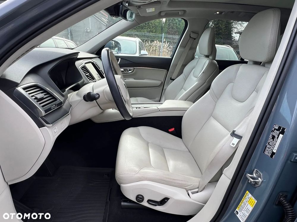 Volvo XC 90 T6 AWD Geartronic Momentum Pro - 8