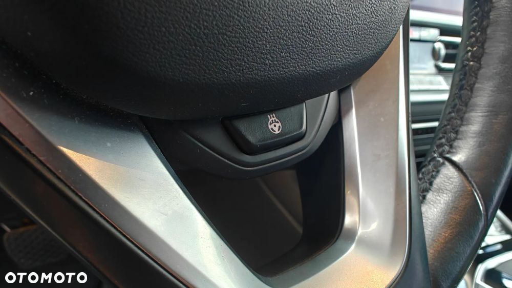 BMW Seria 3 320d Sport Line Shadow - 25