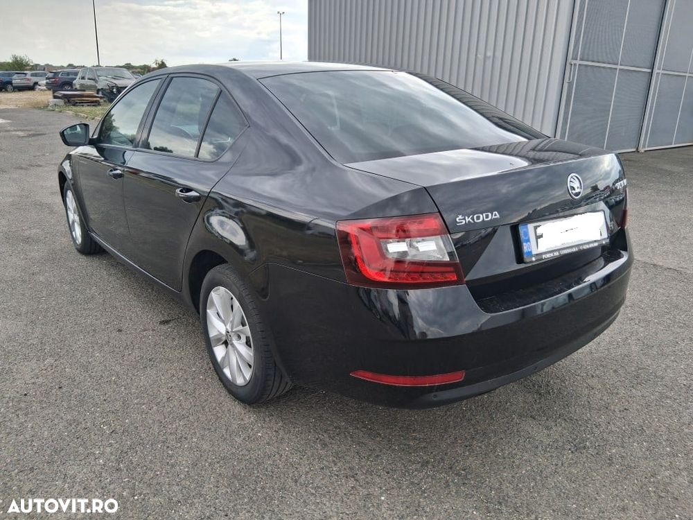 Skoda Octavia - 10