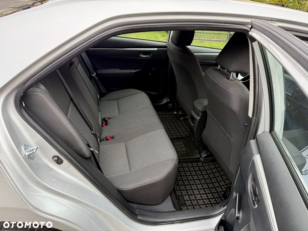 Toyota Corolla 1.6 Premium - 14