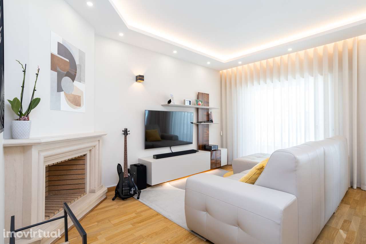 Apartamento Familiar Moderno T3 em Condomínio Fechado com Jardim e Pis - Grande imagem: 5/40