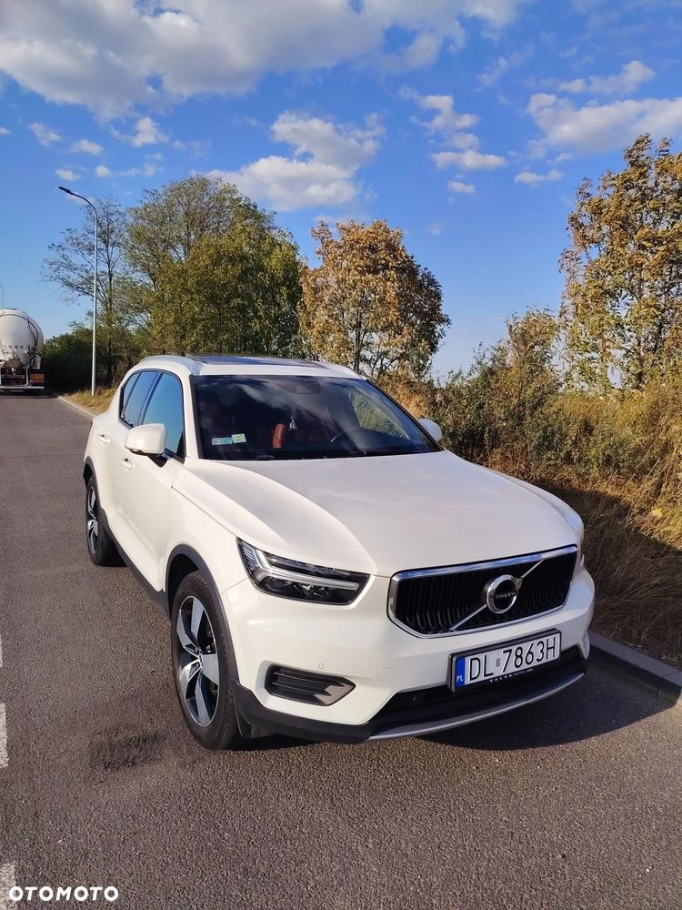 Volvo XC 40 D4 AWD Momentum Pro - 1