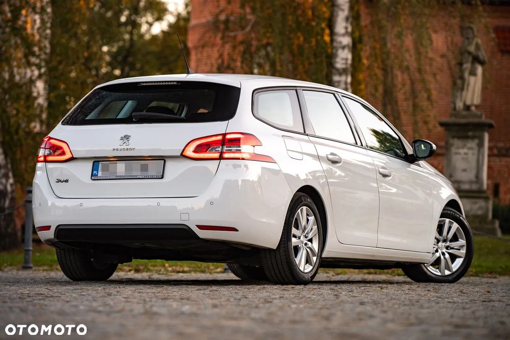 Peugeot 308 - 3