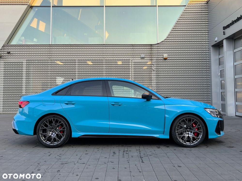 Audi RS3 Limousine - 2