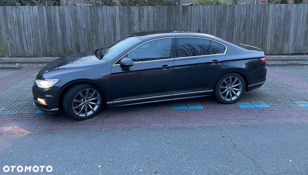 Volkswagen Passat 2.0 TDI Bi-Turbo BMT 4Mot Highline DSG - 2