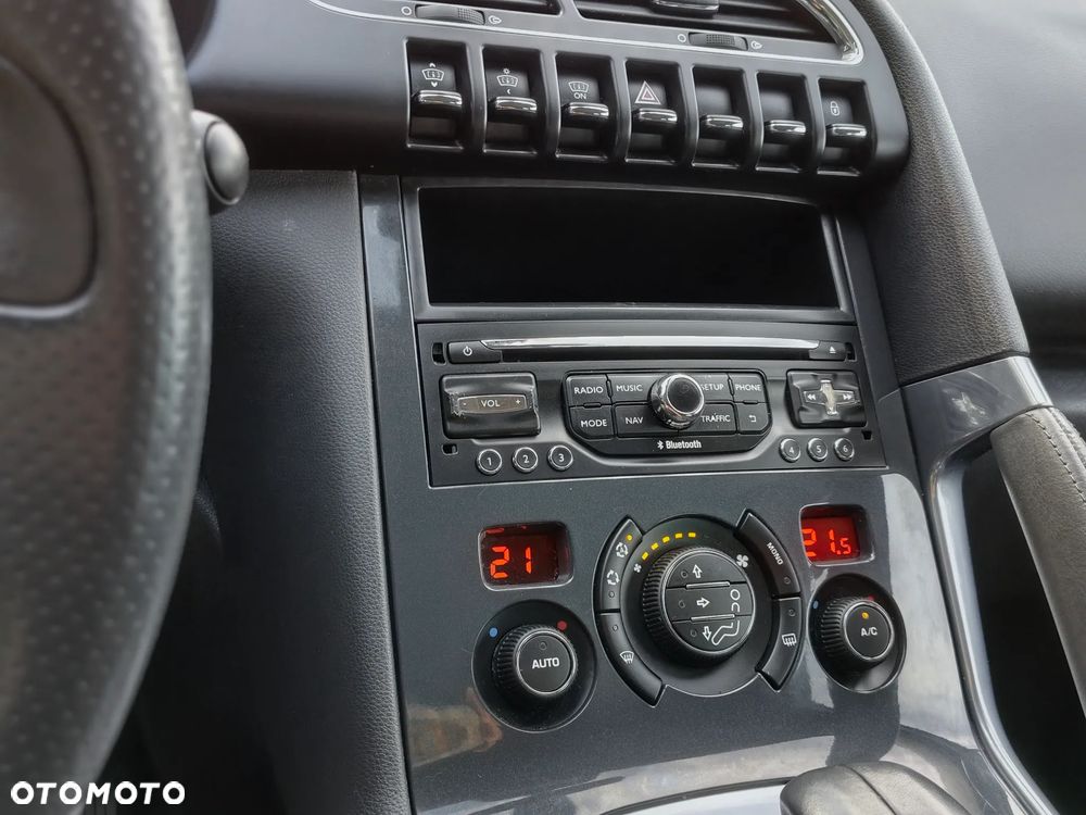 Peugeot 3008 - 24