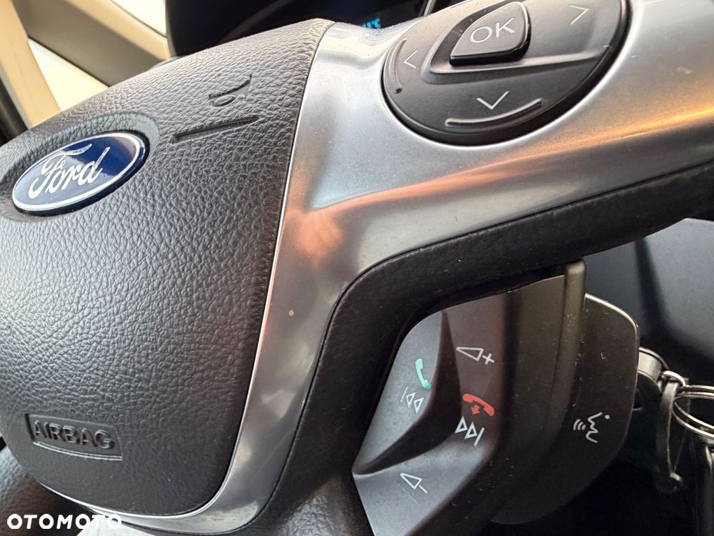 Ford C-MAX - 10