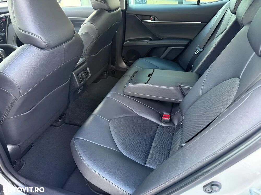 TOYOTA Camry 2022 — imagine 21