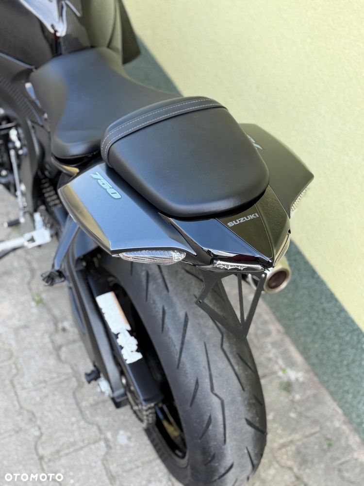 Suzuki GSX-R - 21