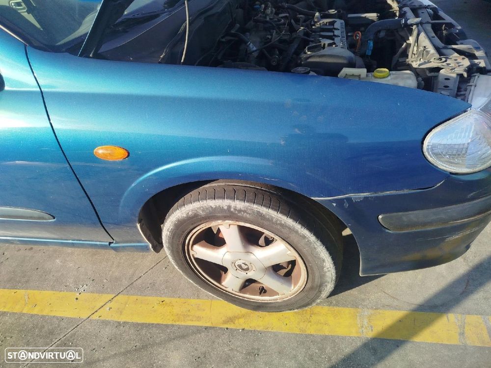 Guarda-lamas direito NISSAN Almera II Hatchback (N16) - 1