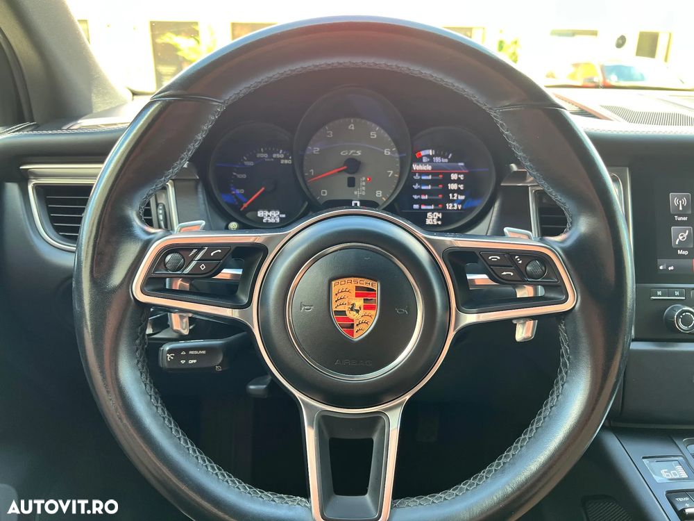 Porsche Macan - 19