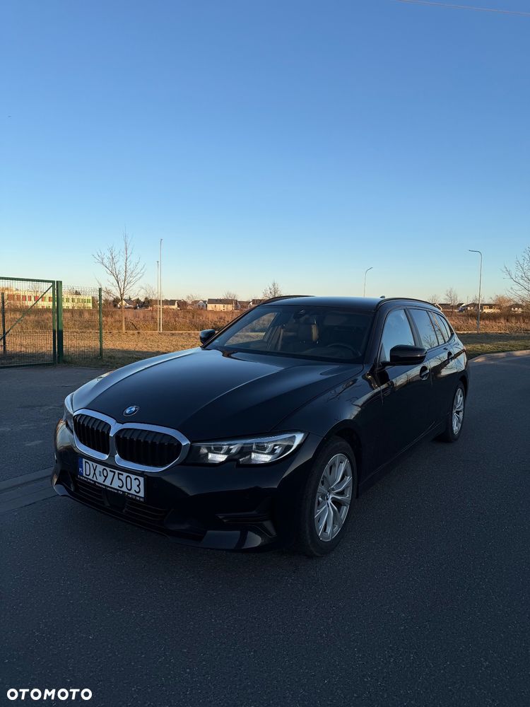 BMW Seria 3 320d xDrive - 1
