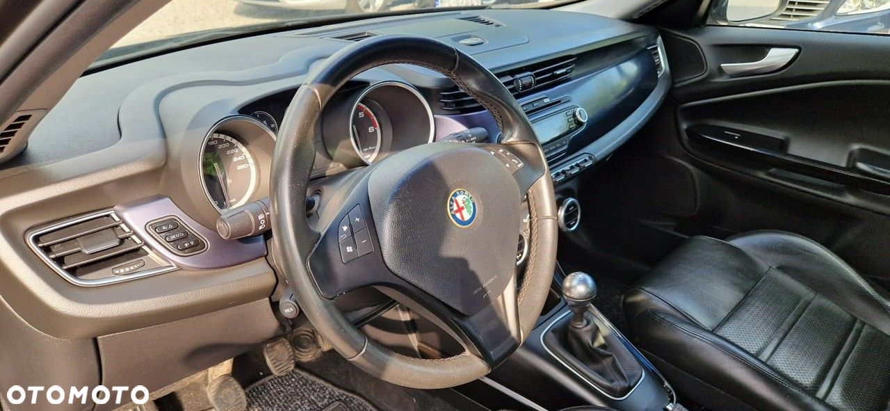 Alfa Romeo Giulietta - 35