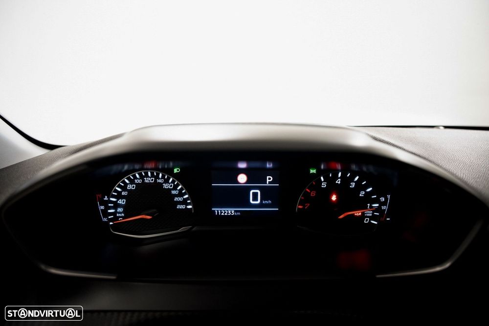 Peugeot 208 1.2 PureTech Allure EAT8 - 15