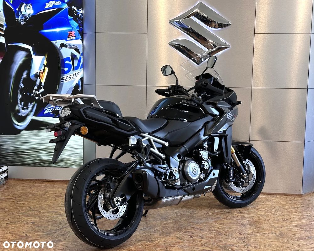 Suzuki GX - 5