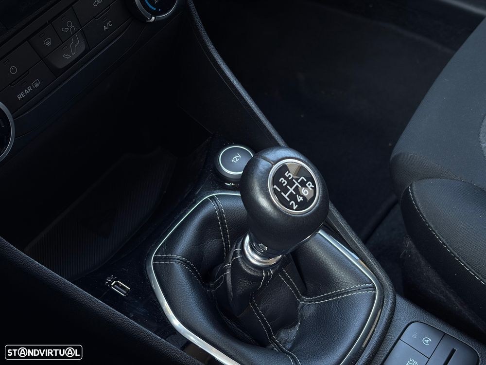 Ford Fiesta 1.0 EcoBoost Active - 29